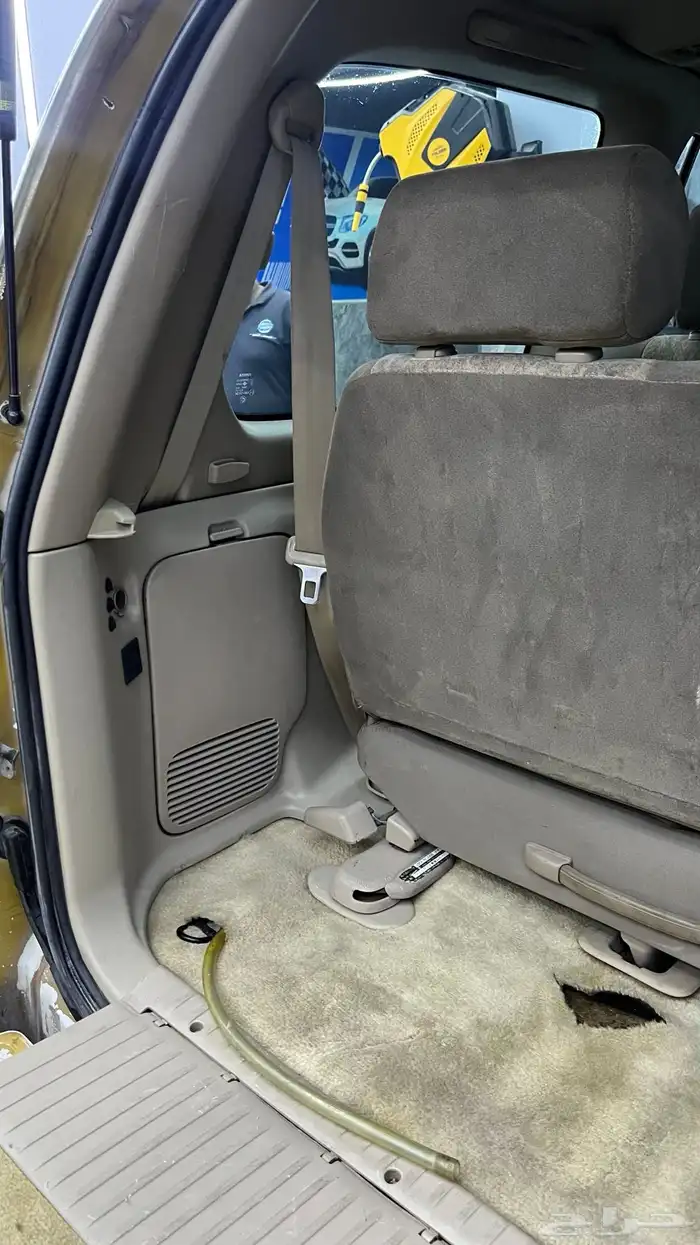 لاندكروزر 2000 25