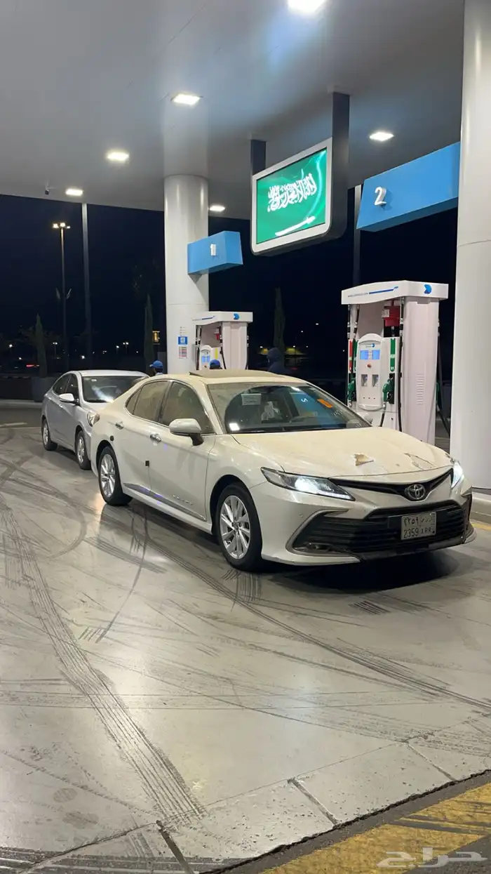 كامري 2023 فل كامل GLE ممشى قليل 2