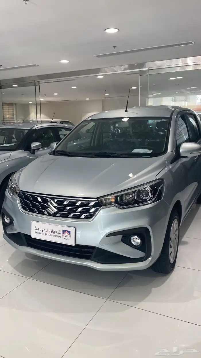 سوزوكي ارتيجا GL و GLX 2025 6