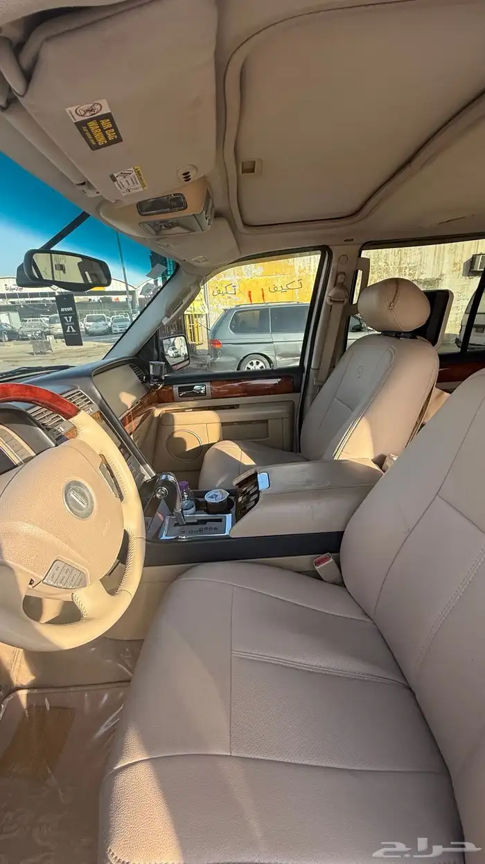 جيب لينكولن نافيجتور موديل 2005 8