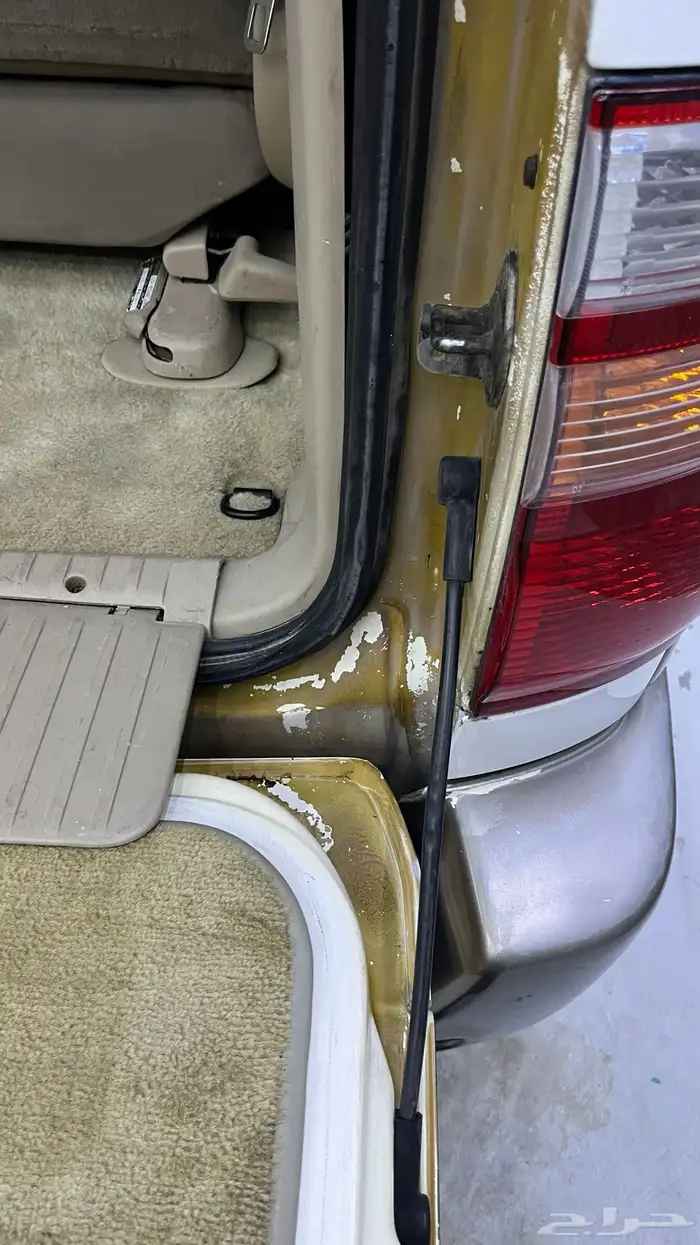 لاندكروزر 2000 29