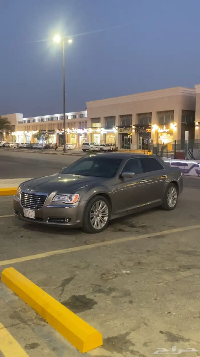 كرايسلر 5.7 3