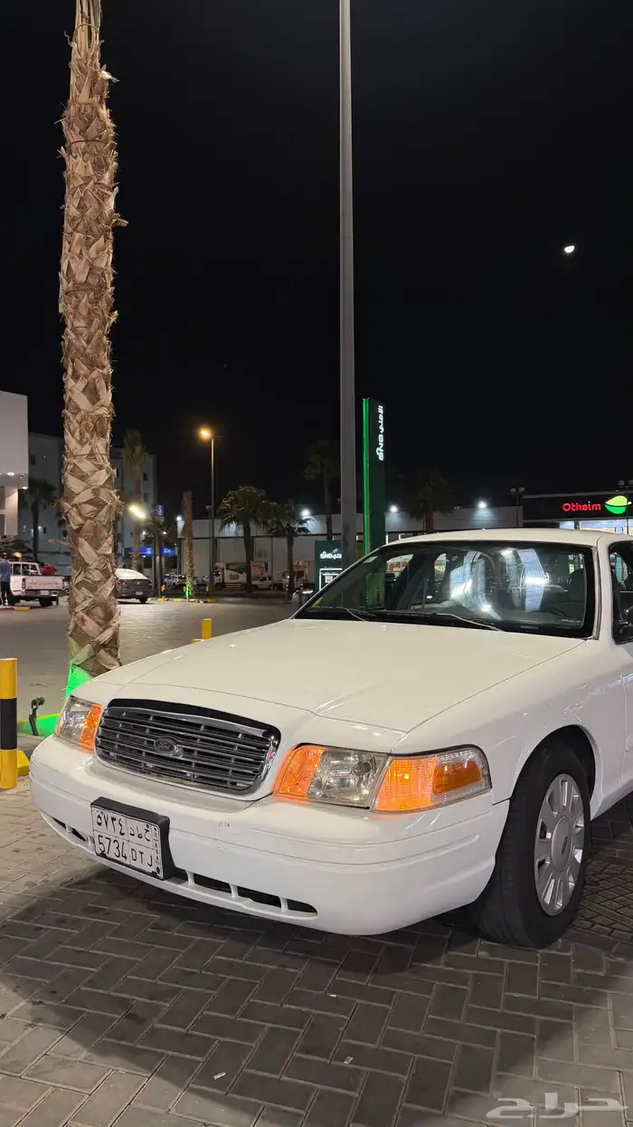 فورد كراون فاكتوريا سعودي توكيلات الجزيره ( بوليسي ) 3