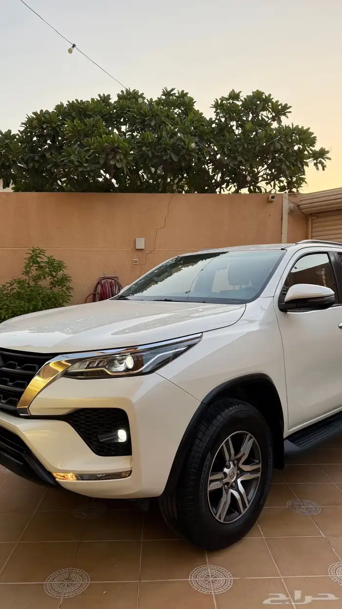 تويوتا فورتشنر موديل 2022 فئة VX6 19