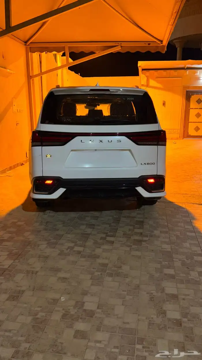 لكزس2024 إف سبورت 1