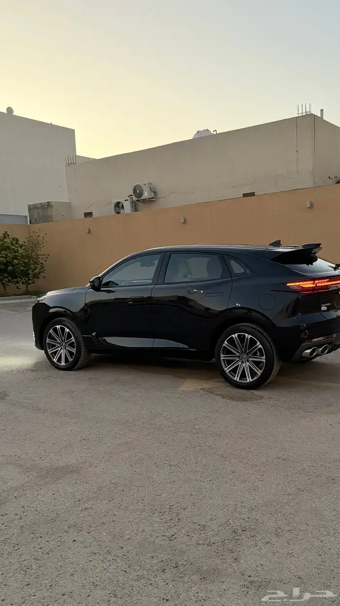 شانجان UNI-K أعلى فئة عداد20 الف فقط 13