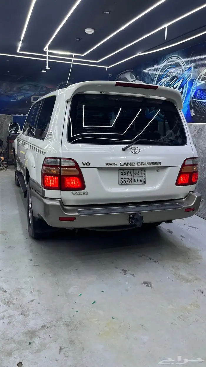لاندكروزر 2000 36