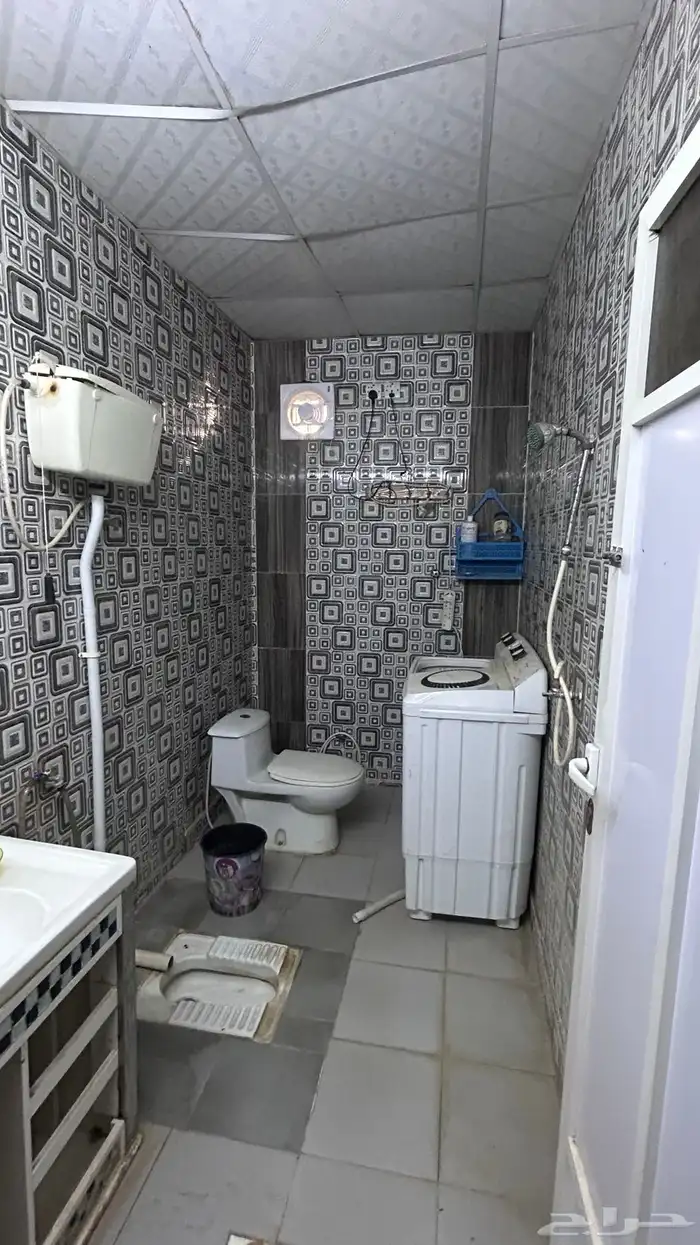 مزرعة (ارضية بحوش كامل) 1