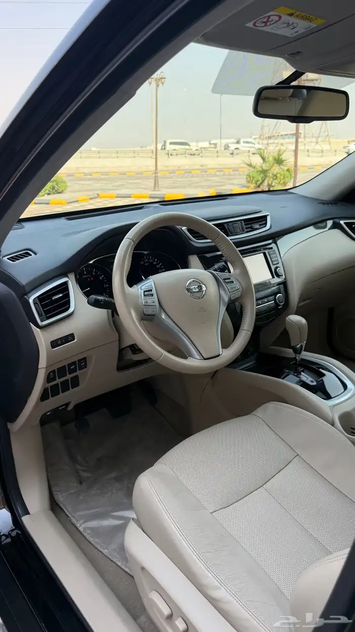 للبيع اكس تريل 2016 فل كامل - دبل 7 مقاعد 15