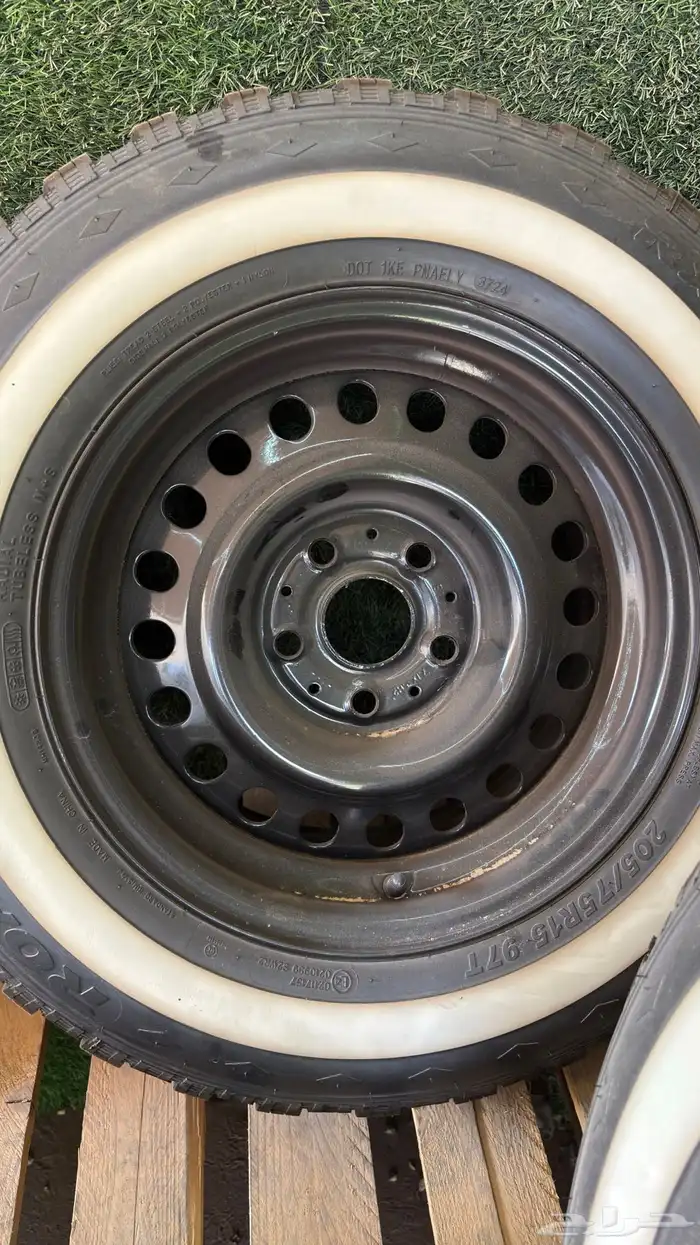 جنوط مرسدس اسود 1