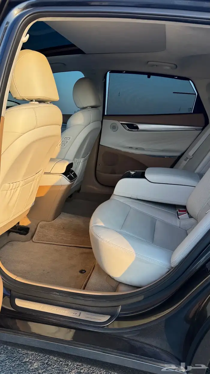 ازيرا وارد كوريا ممشى قليل 10