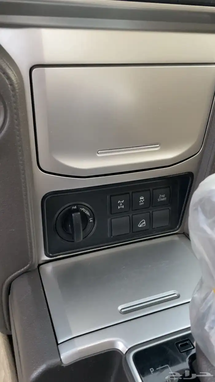 برادو 2020 عبداللطيف جميل V6 11