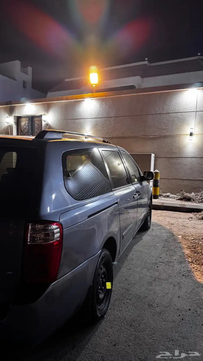 كيا كرنفال 13