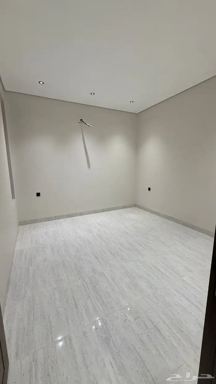 شقق فاخرة للبيع حي الضيافه خميس مشيط 12