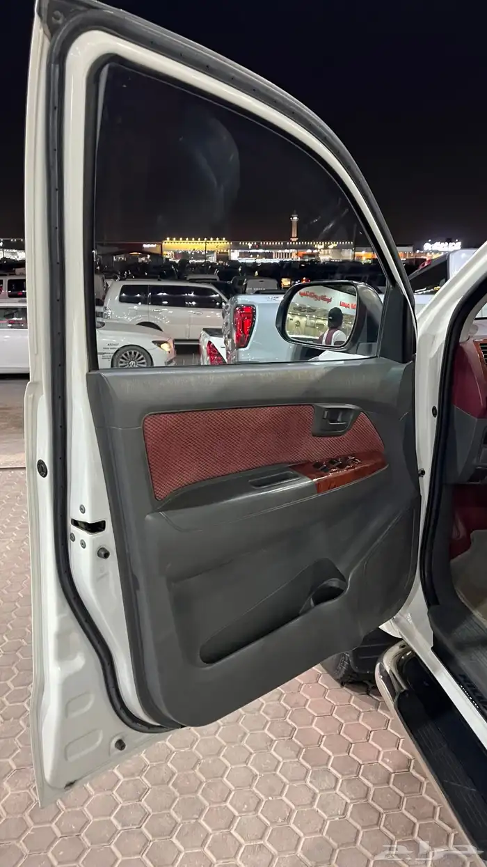 هايلكس دبل قير اتماتيك عداد قليل جدا تم البيع 12