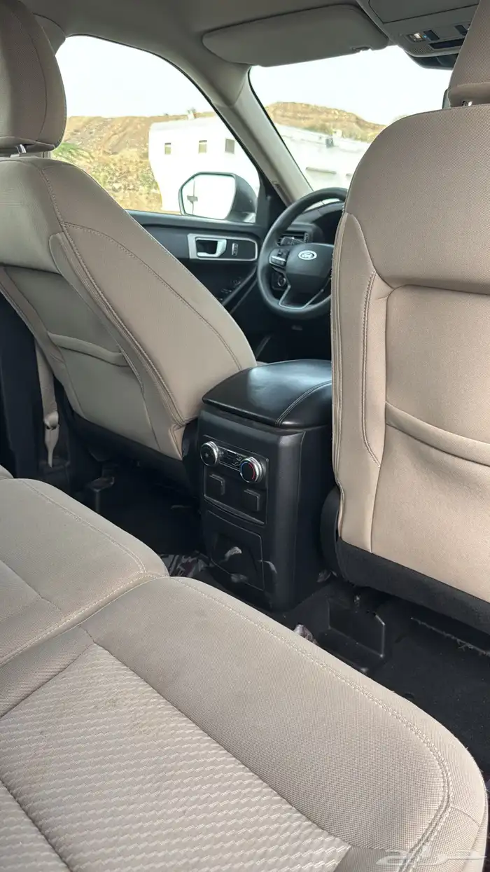 اكسبلورر 2021 نظيف V6 تنفس طبيعي دبل 33