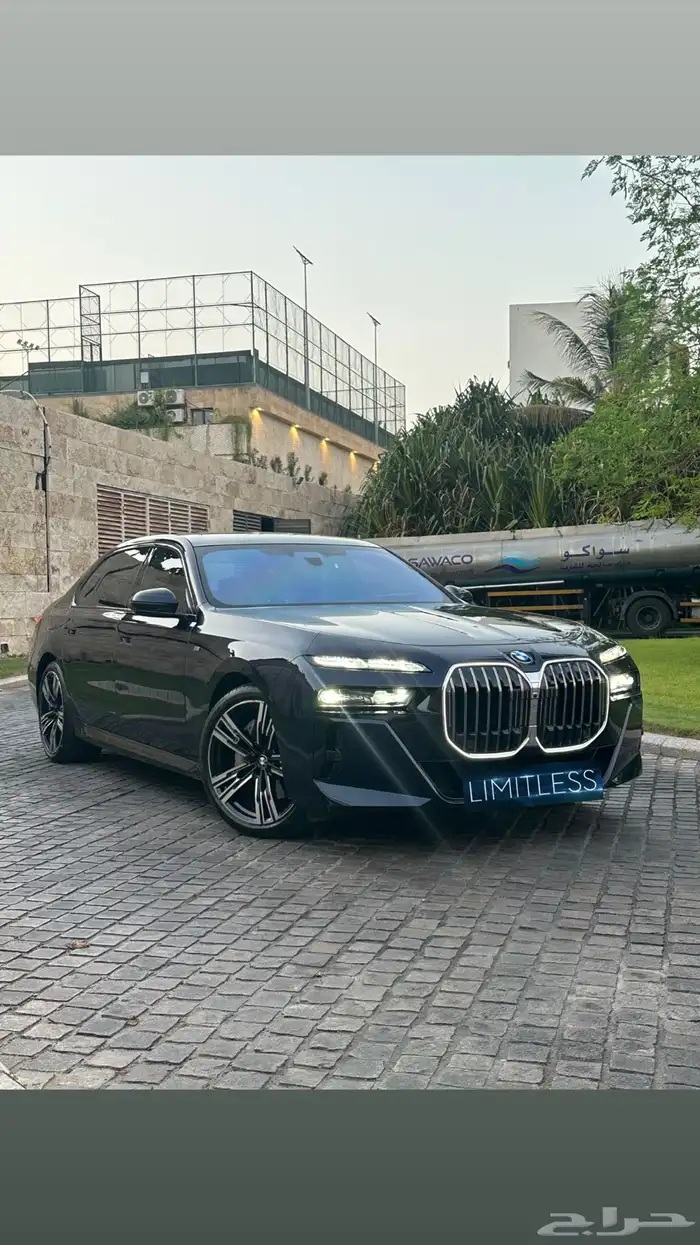 للبيع BMW 740 الناغي 2023 1