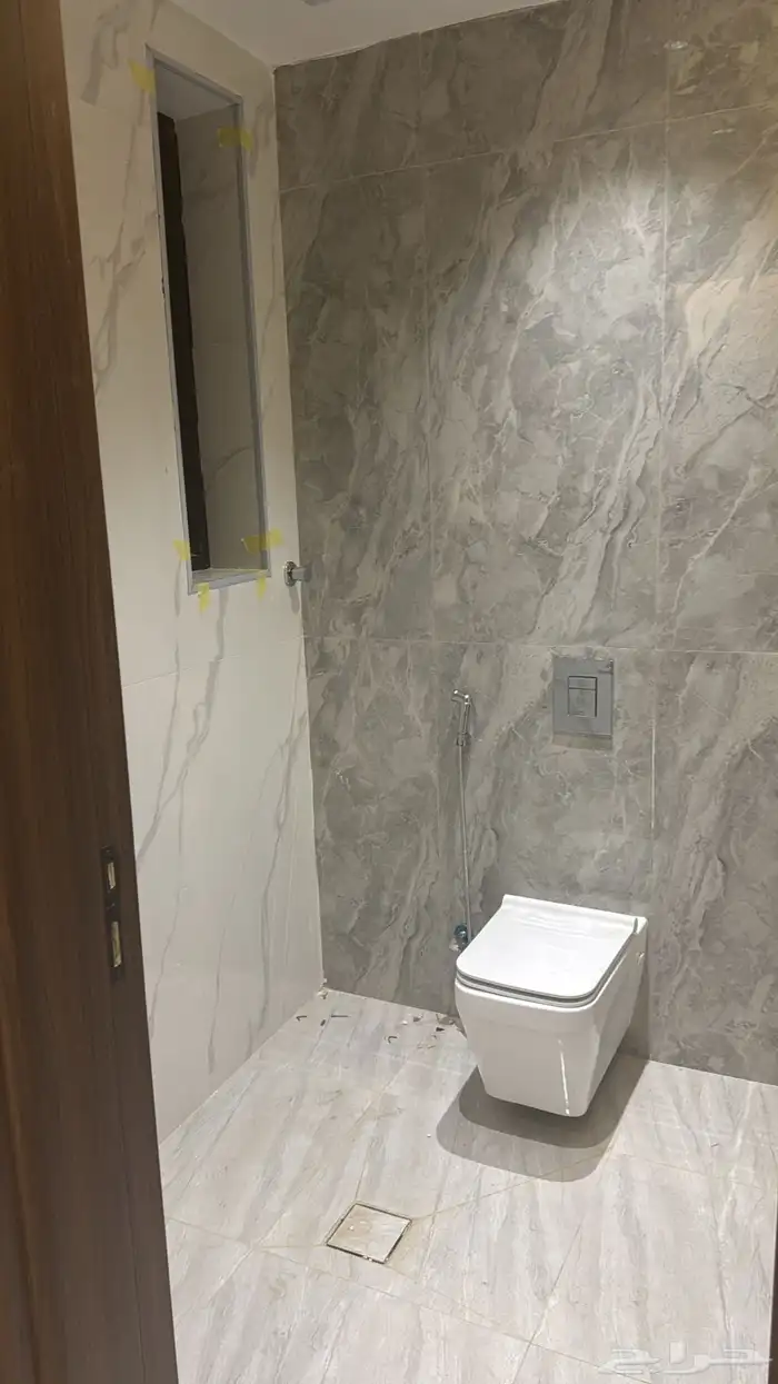 للبيع عمارة جاهزة للسكن في مخطط السلام المساحة 360م2 7