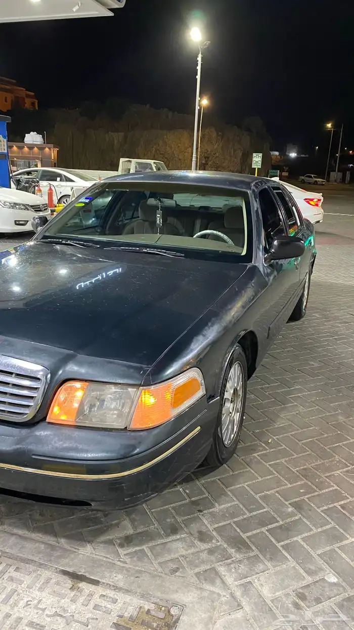 فورد فكتوريا 2003 1