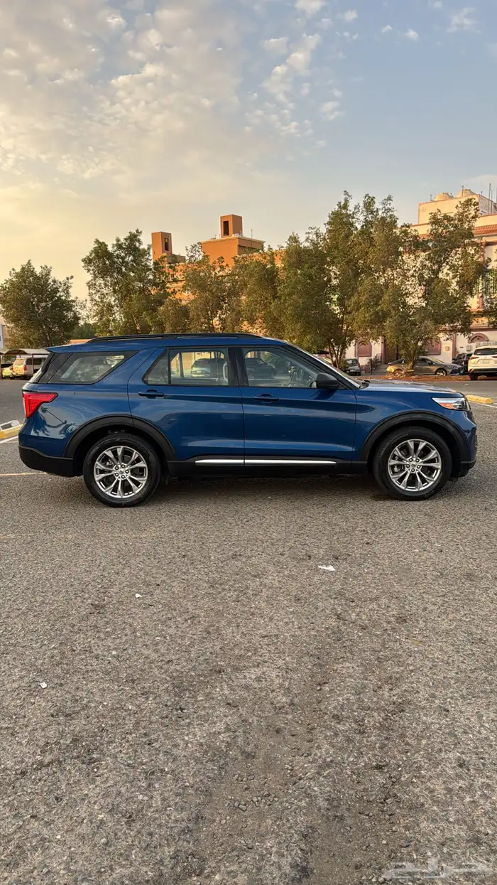 اكسبلورر 2022 فل XLT دبل جلد بانوراما عداد قليل 7