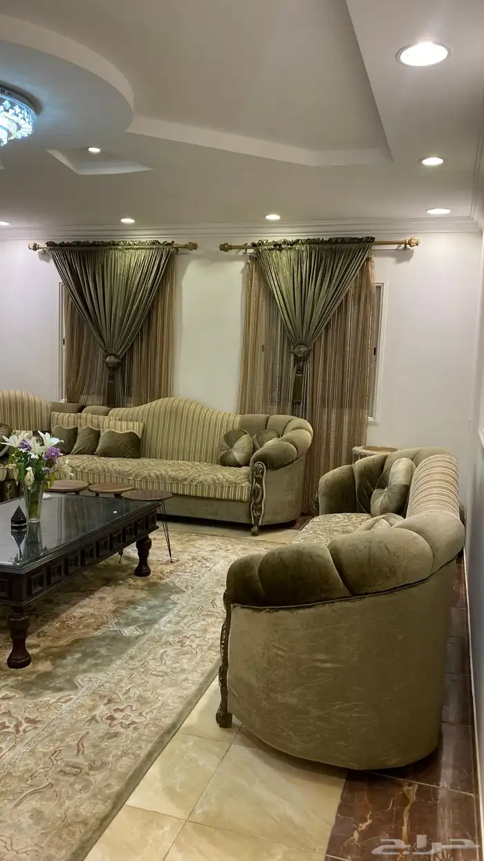 مجلس بدون (الزوليه) 0