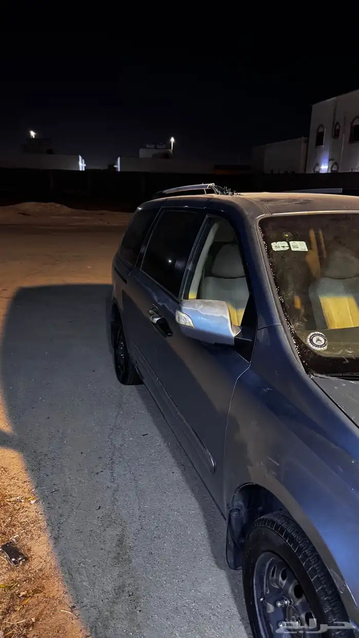 كيا كرنفال 10