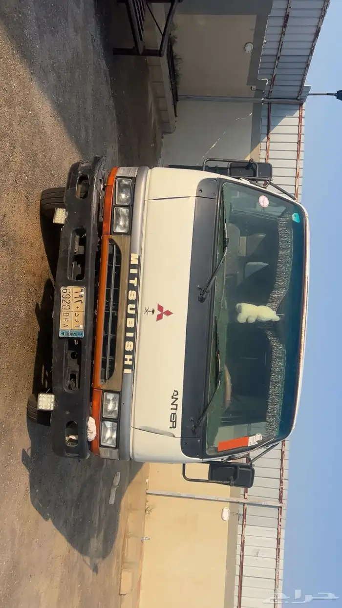 وايت مستبيشي 1