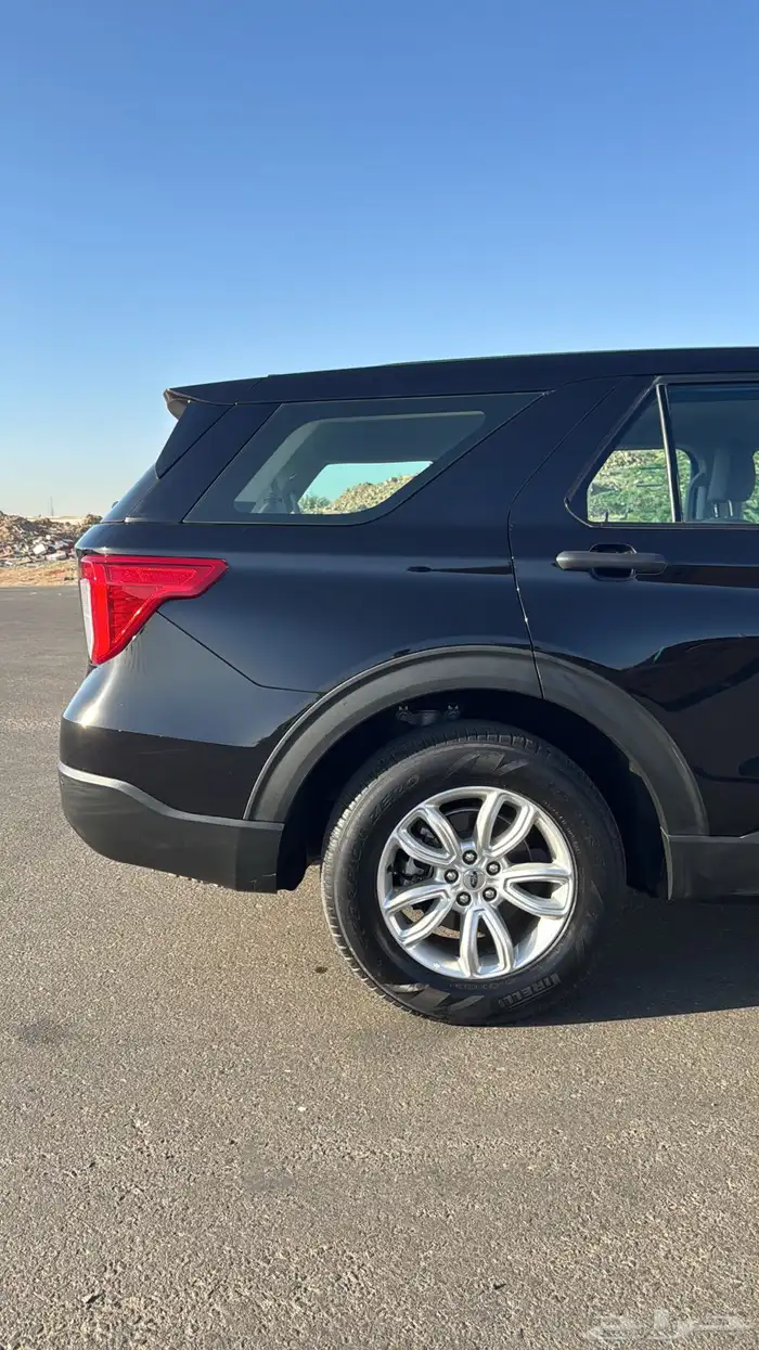 اكسبلورر 2021 نظيف V6 تنفس طبيعي دبل 26