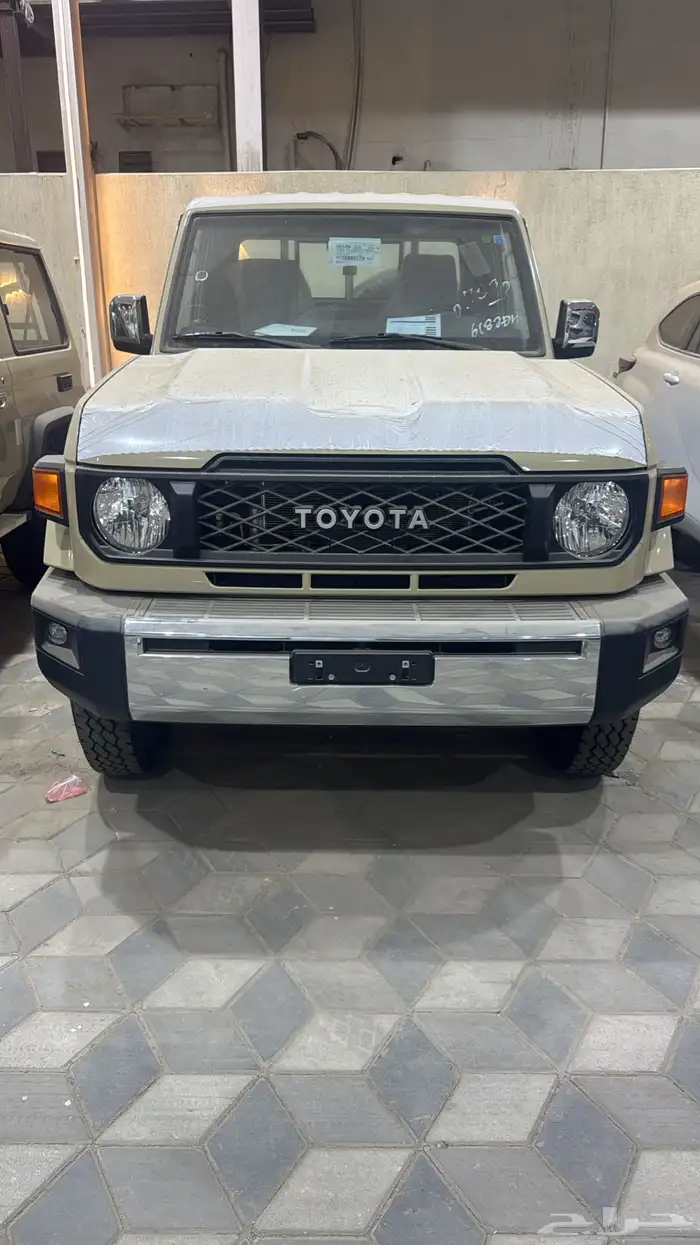 جميع انواع السيارات لكزس لندكروزر فورد هوندا هيونداي 68