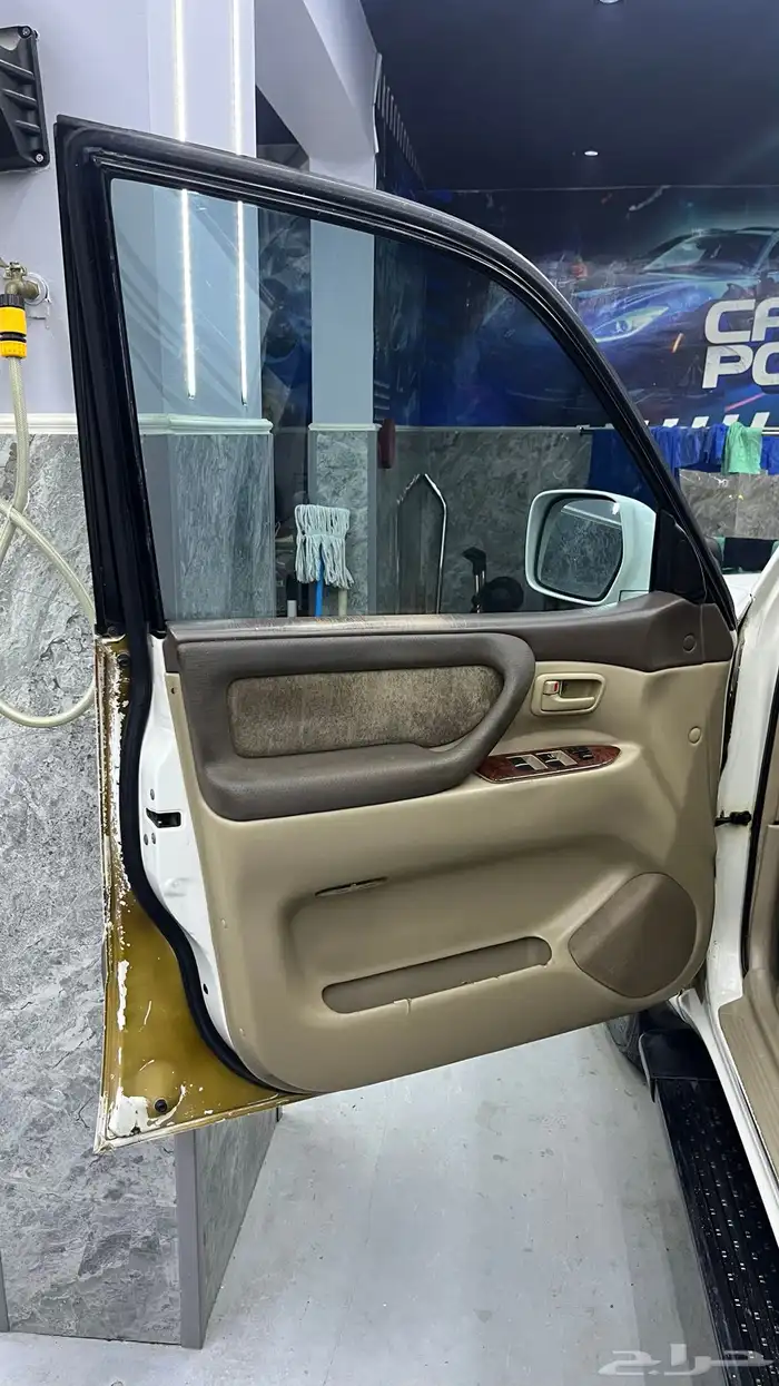 لاندكروزر 2000 15