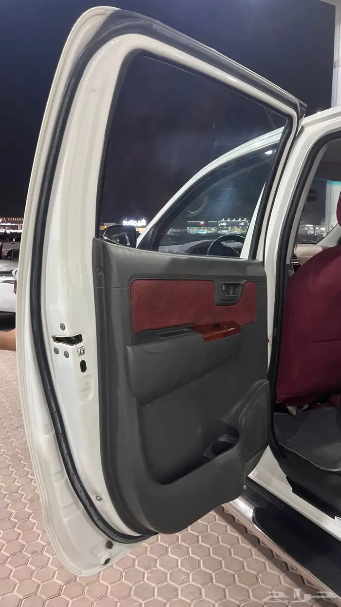 هايلكس دبل قير عايدي عداد قليل جدا 14