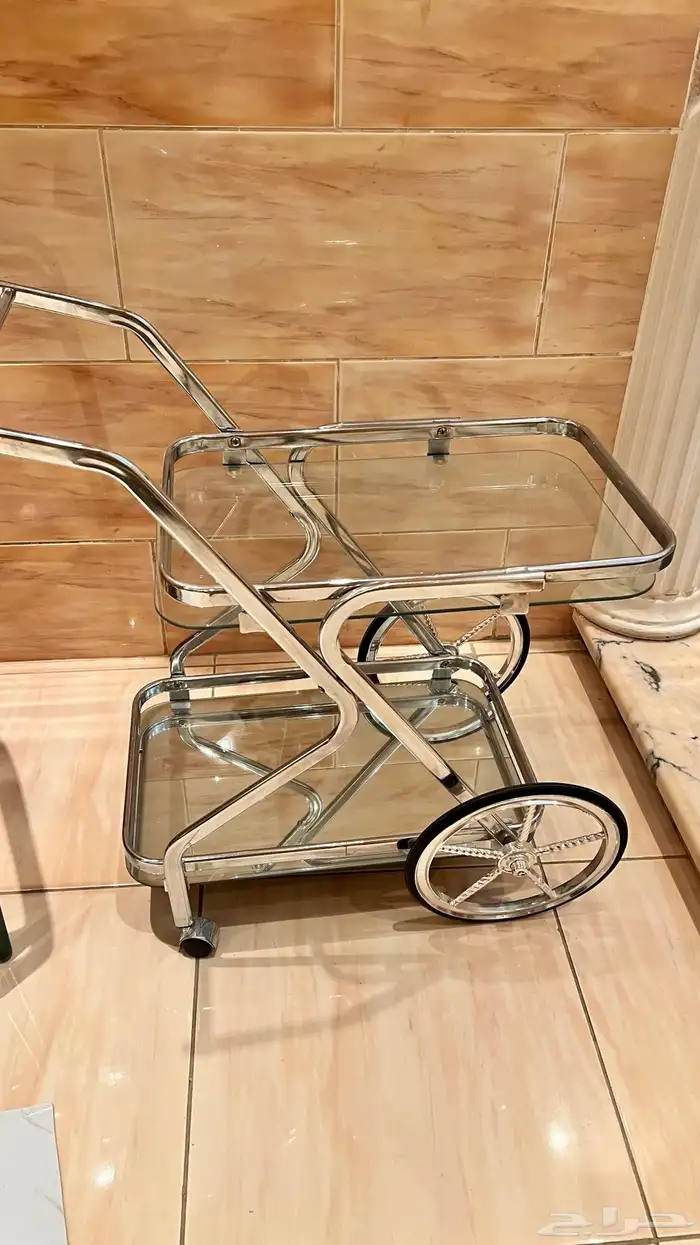 عربة تقديم زجاجية ممتازه 0
