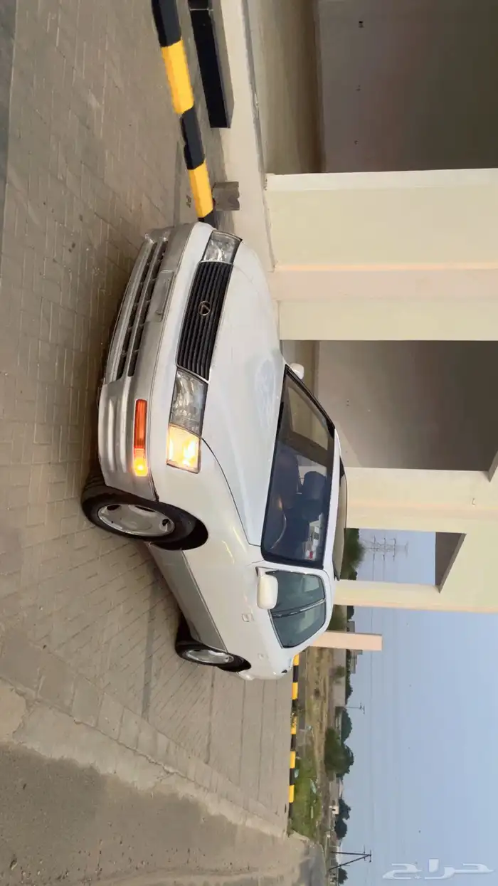 لكزس 400Ls 1