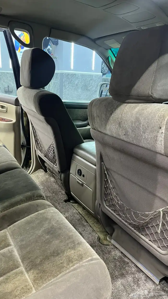 لاندكروزر 2000 11