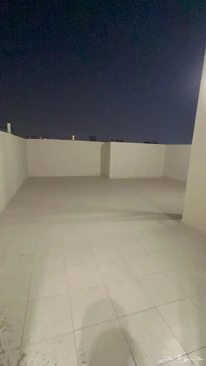 للبيع فيلا منفصله 285 متر حي أحد 71 قريبه الممشي والمواساه 33