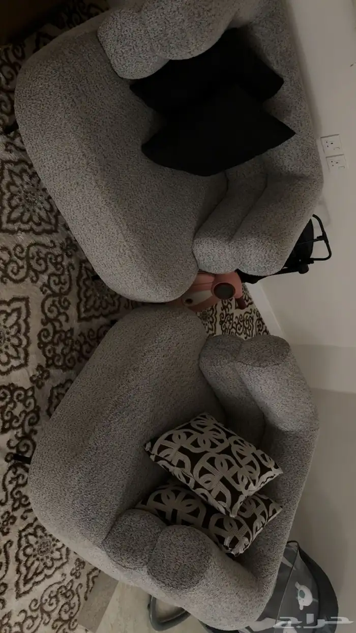 كنبتين صوفا متقابله تصميم عصري وجديده 0