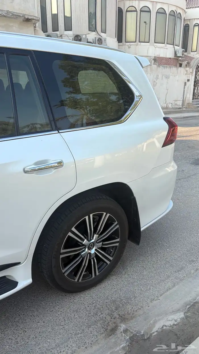 لكزز Lx جيب للبيع 27