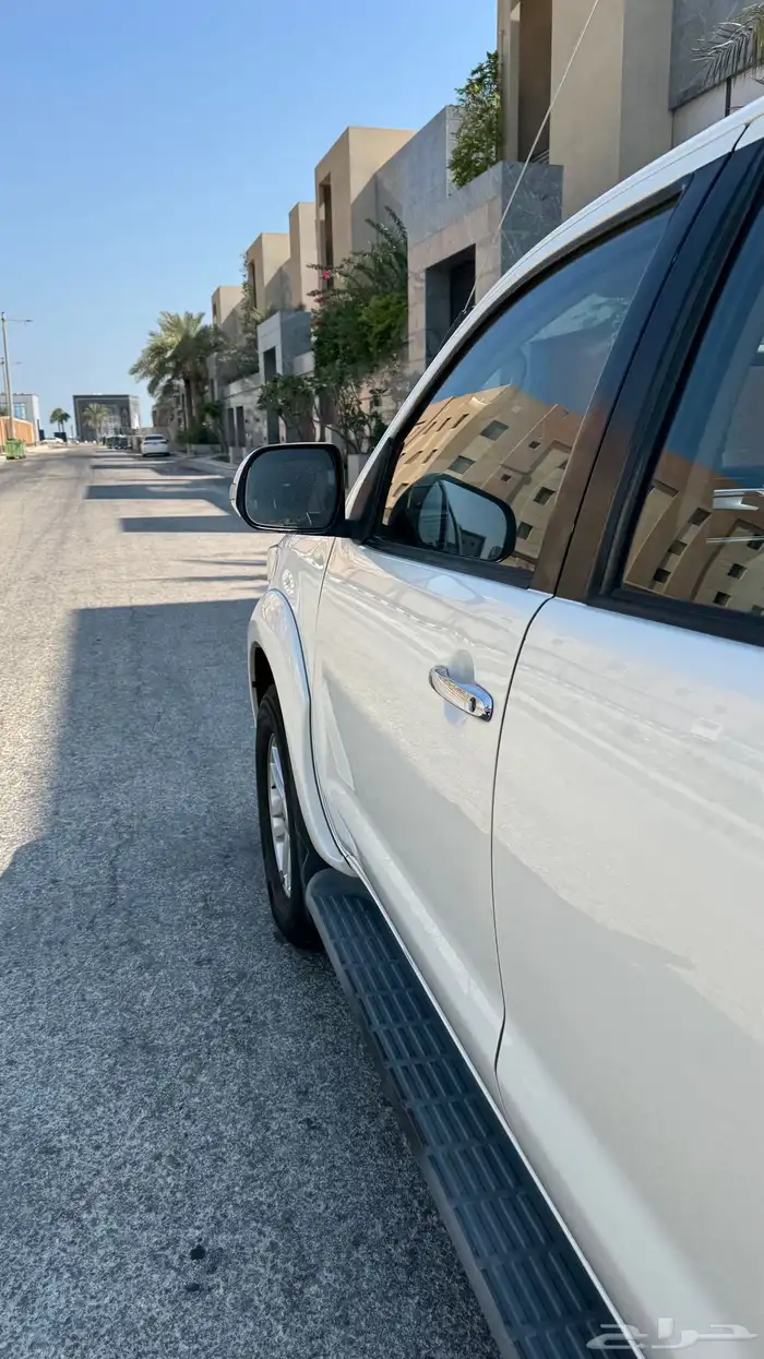 للبيع تويوتا فورتشنر 2014 بحالة الوكاله بدي وكاله 26