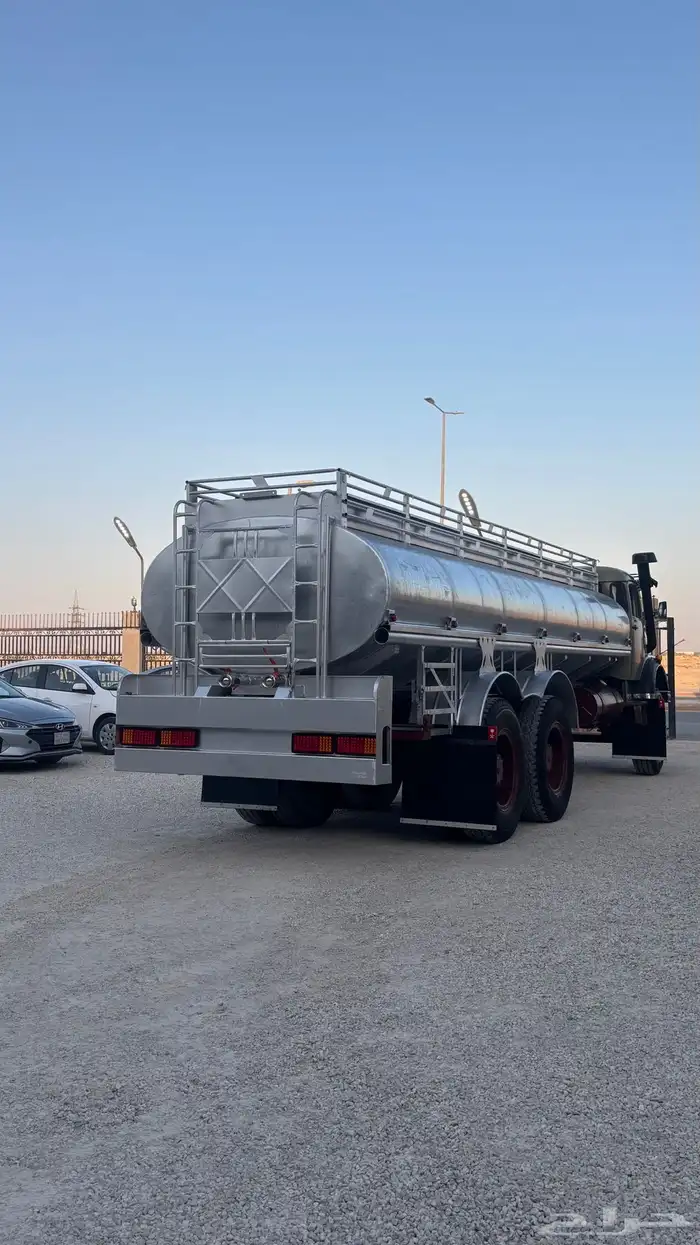 سقس مرسيدس 1983 5