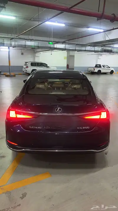 لكزس ES 250 2021 index