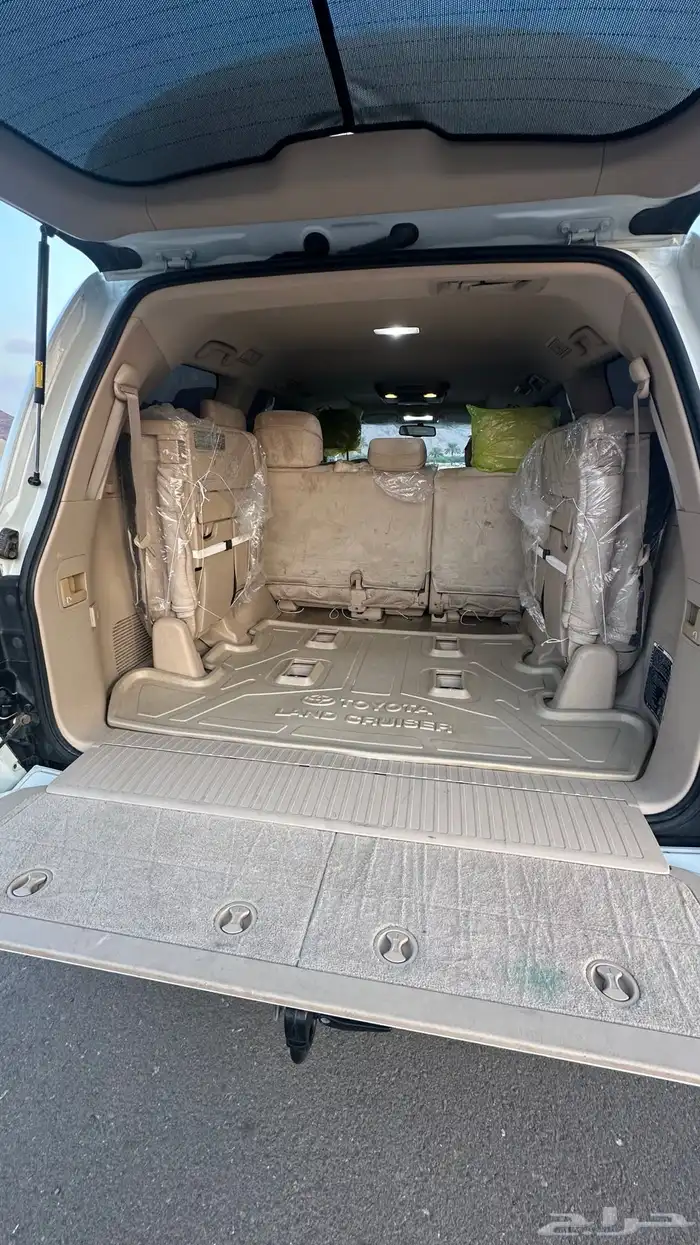 لندكروزر 2013 فل كامل ممشى 220 8