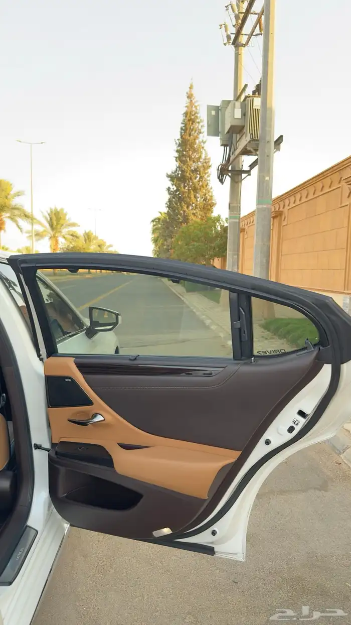 لكزس es350 DD سعودي عبداللطيف جميل 2021 23