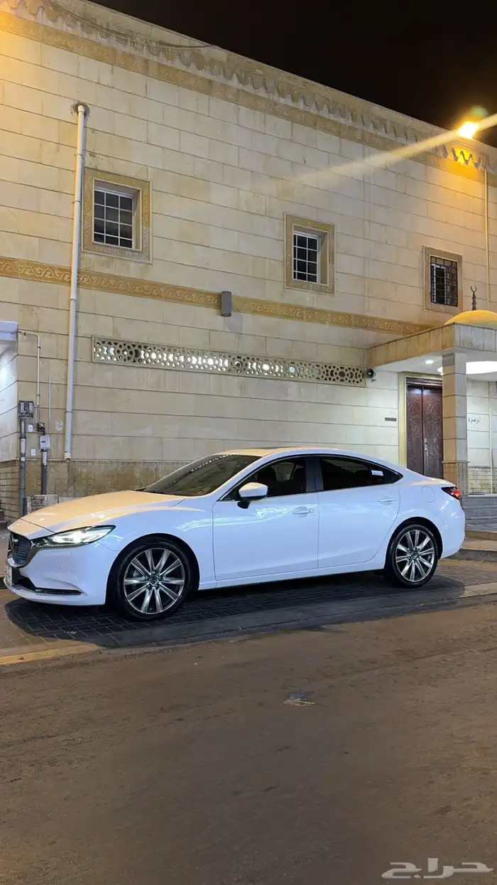 مازدا سقنشتر 1