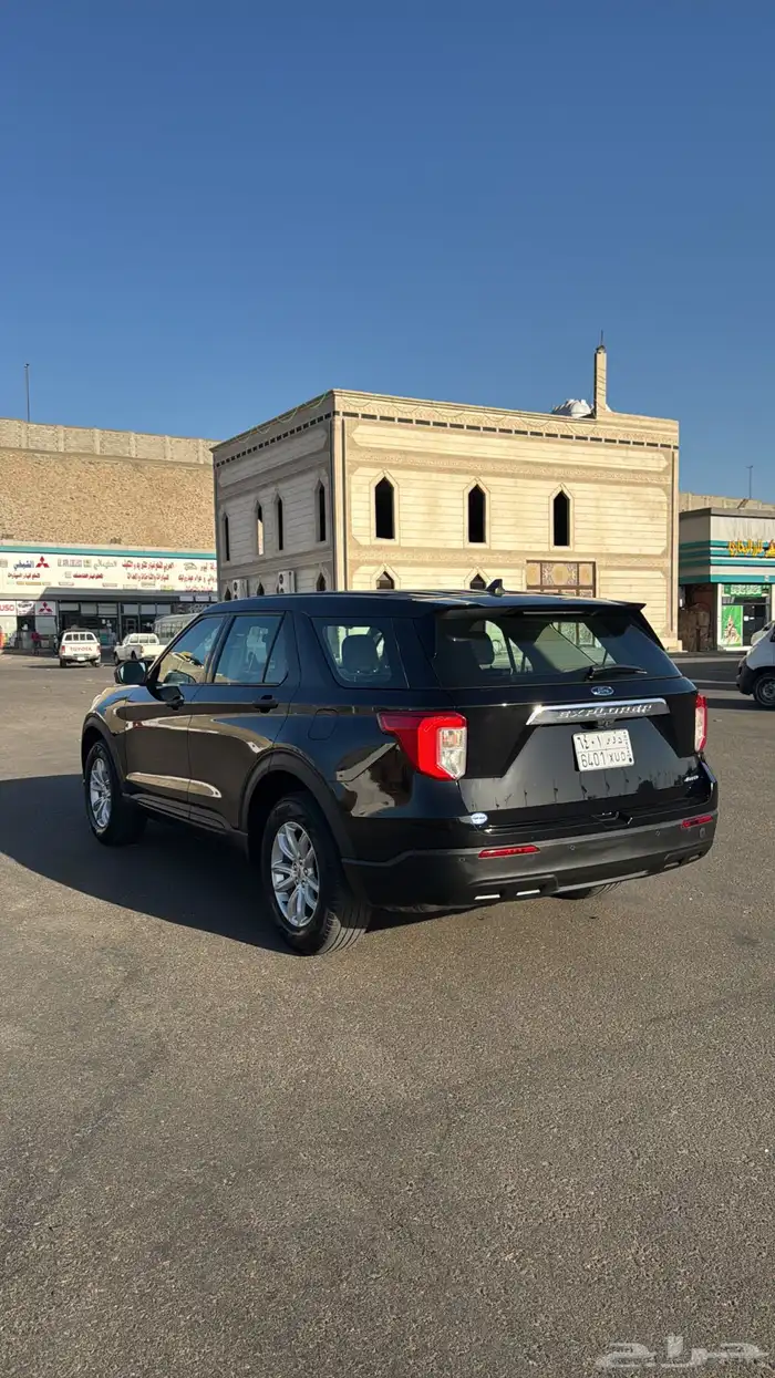 اكسبلورر 2021 نظيف V6 تنفس طبيعي دبل 21