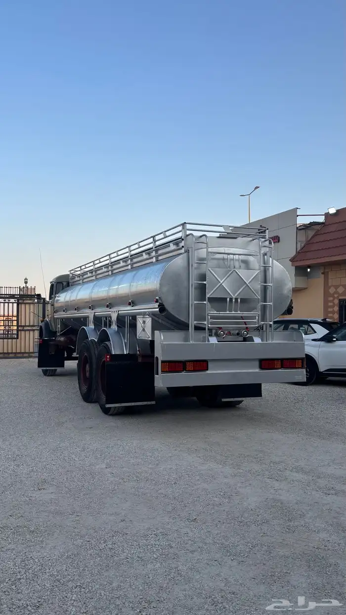 سقس مرسيدس 1983 4