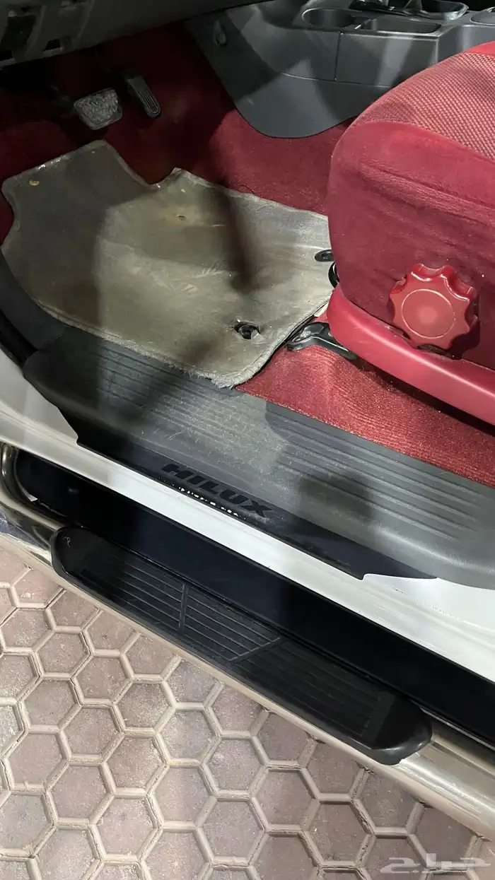 هايلكس دبل قير اتماتيك عداد قليل جدا تم البيع 13