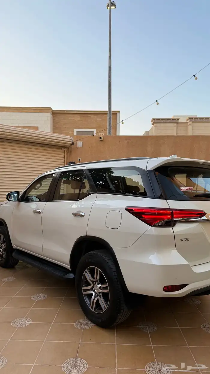 تويوتا فورتشنر موديل 2022 فئة VX6 10