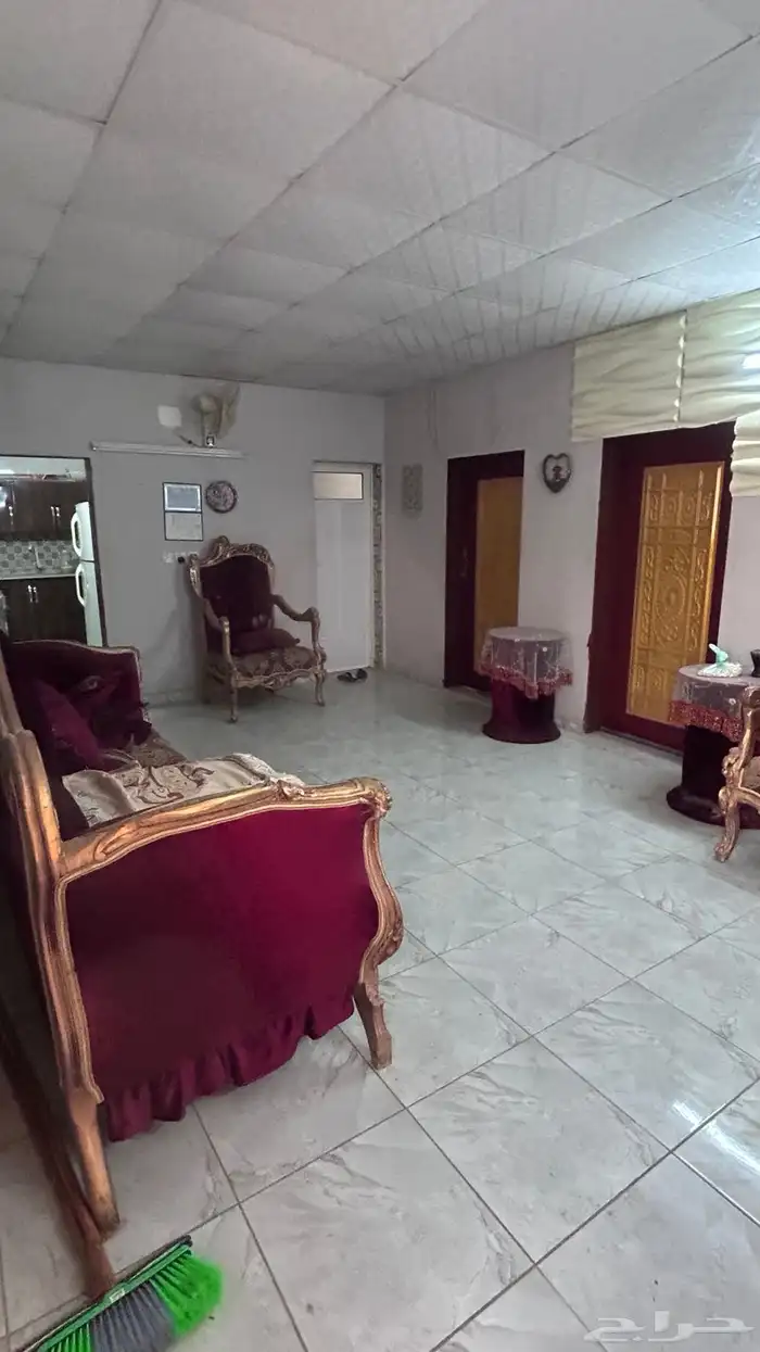 مزرعة (ارضية بحوش كامل) 2