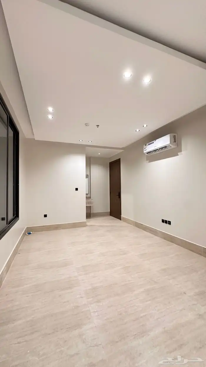 شقة بتصميم مودرن للايجار حي الشعلة 4