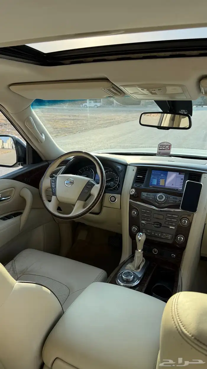 ( تم البيع ) باترول بلاتنيوم فل كامل 2015 عداد 170 الف فقط 37